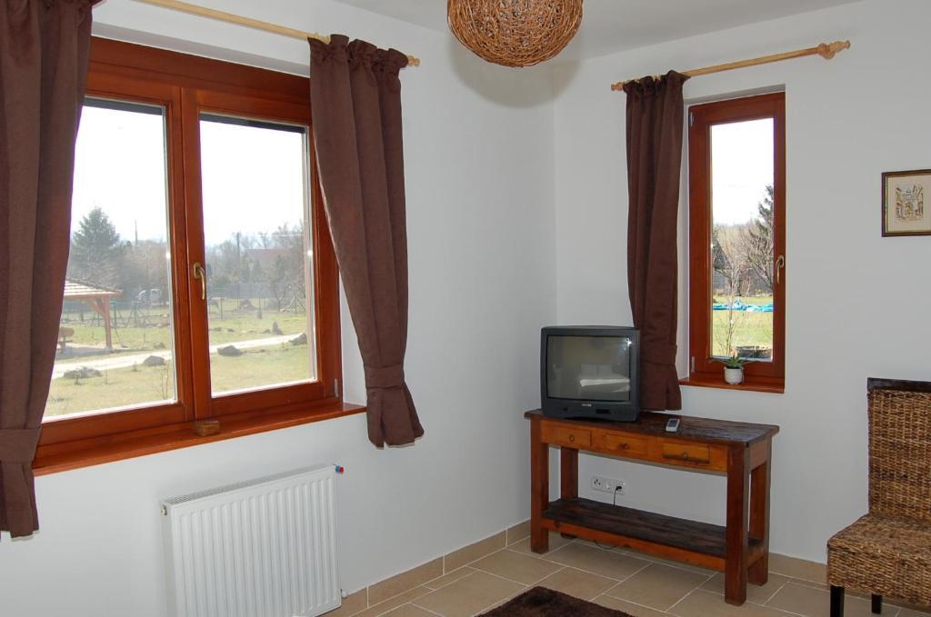 Penzion Malomdulo Farmhaz Pilisborosjenő Exteriér fotografie